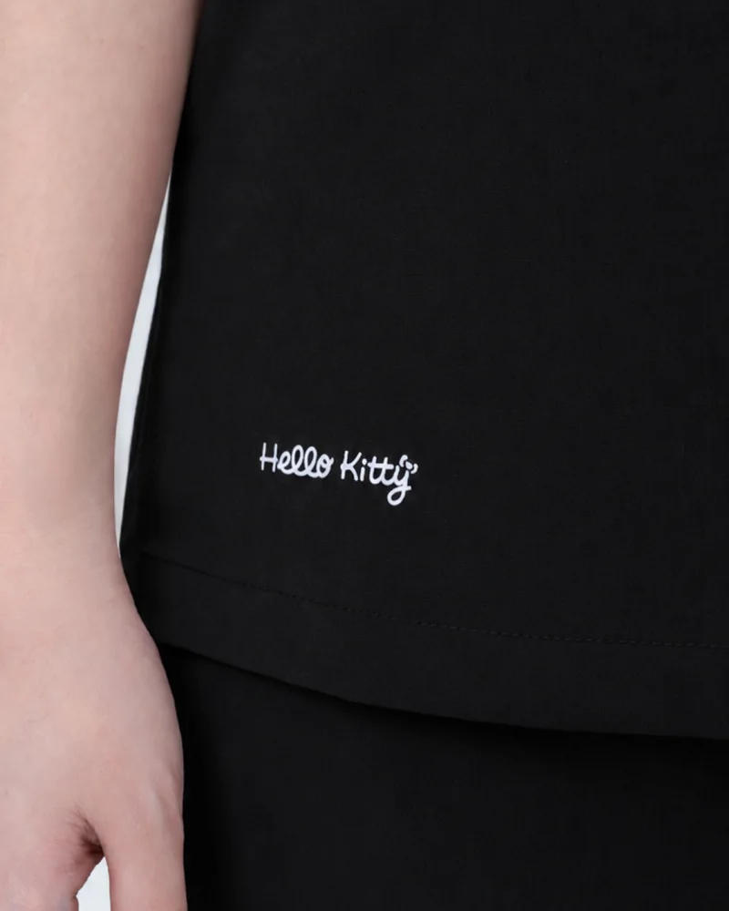 Hello Kitty In the Garden in Night Cuddle: the sleeve embroidery